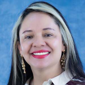 Indira López